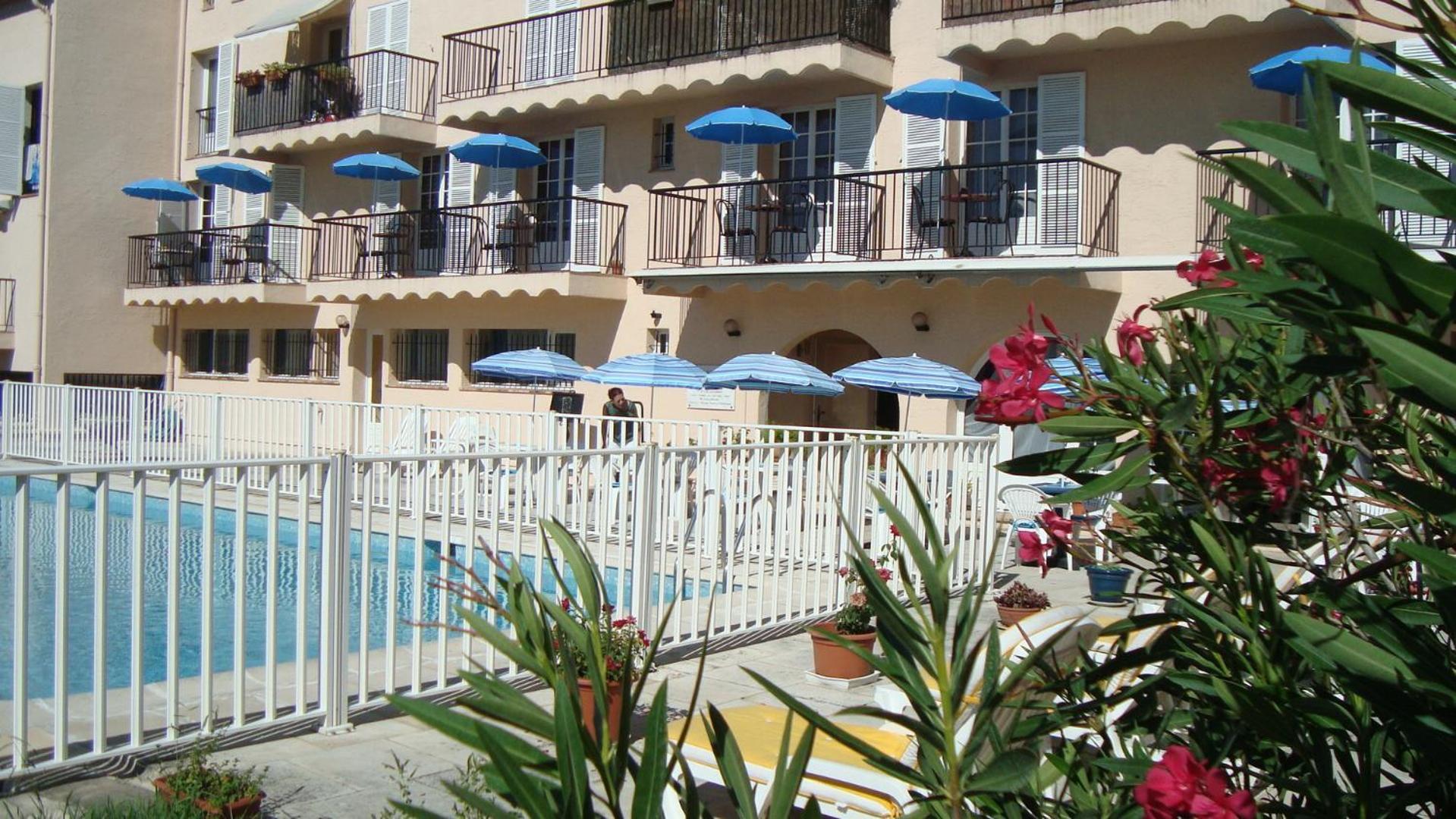 De La Poste Hotel