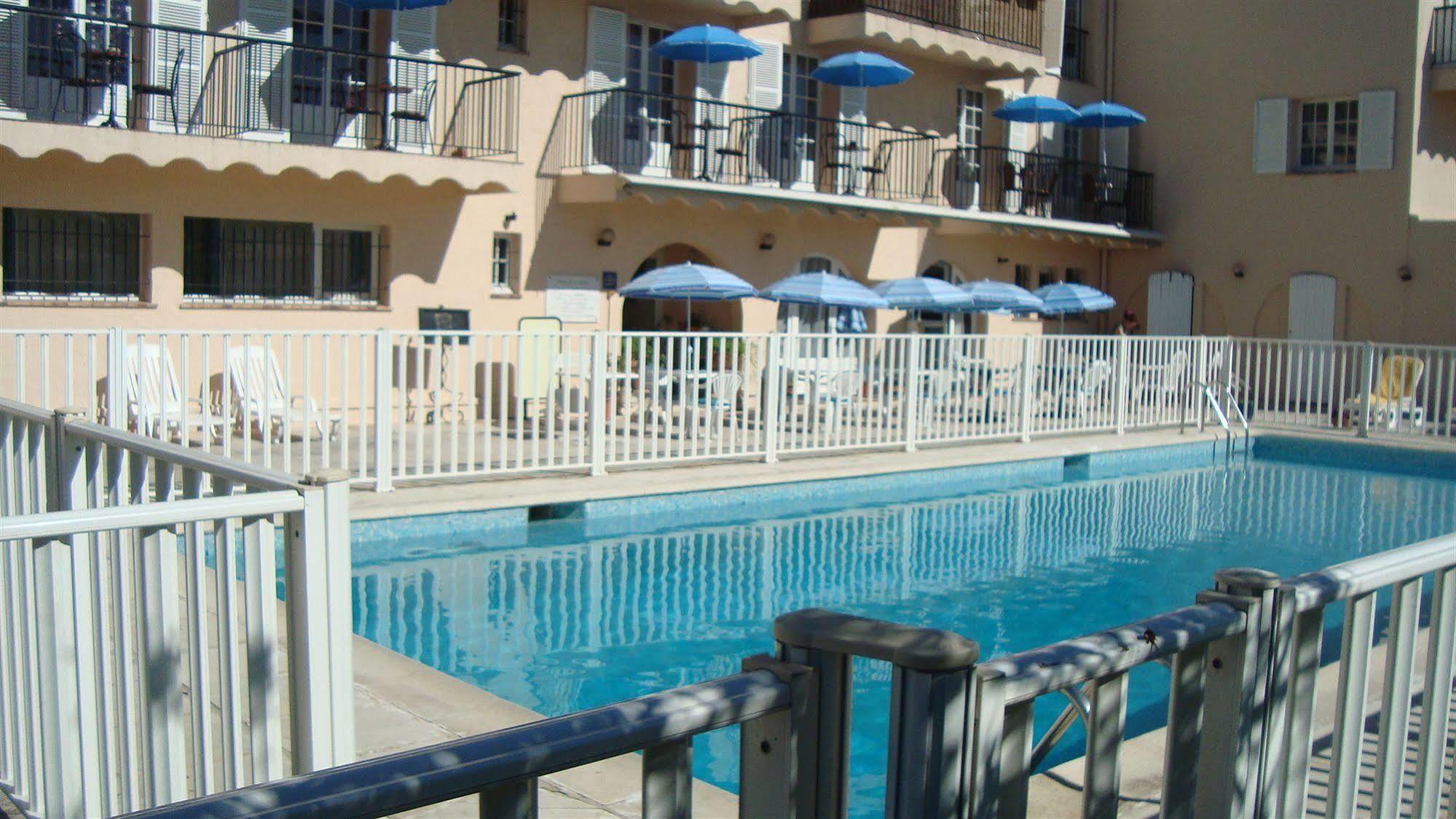 Hotel De La Poste 2*